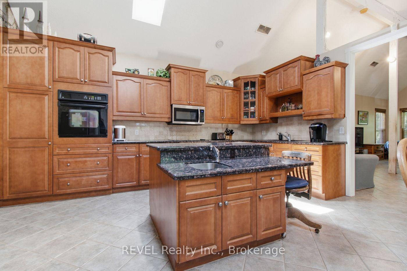 2986 Wessel Drive, Lincoln (Lincoln-Jordan/Vineland), Ontario, L2R6P7, Lincoln (Lincoln-Jordan/Vineland), Ontario — photo 4 of 5