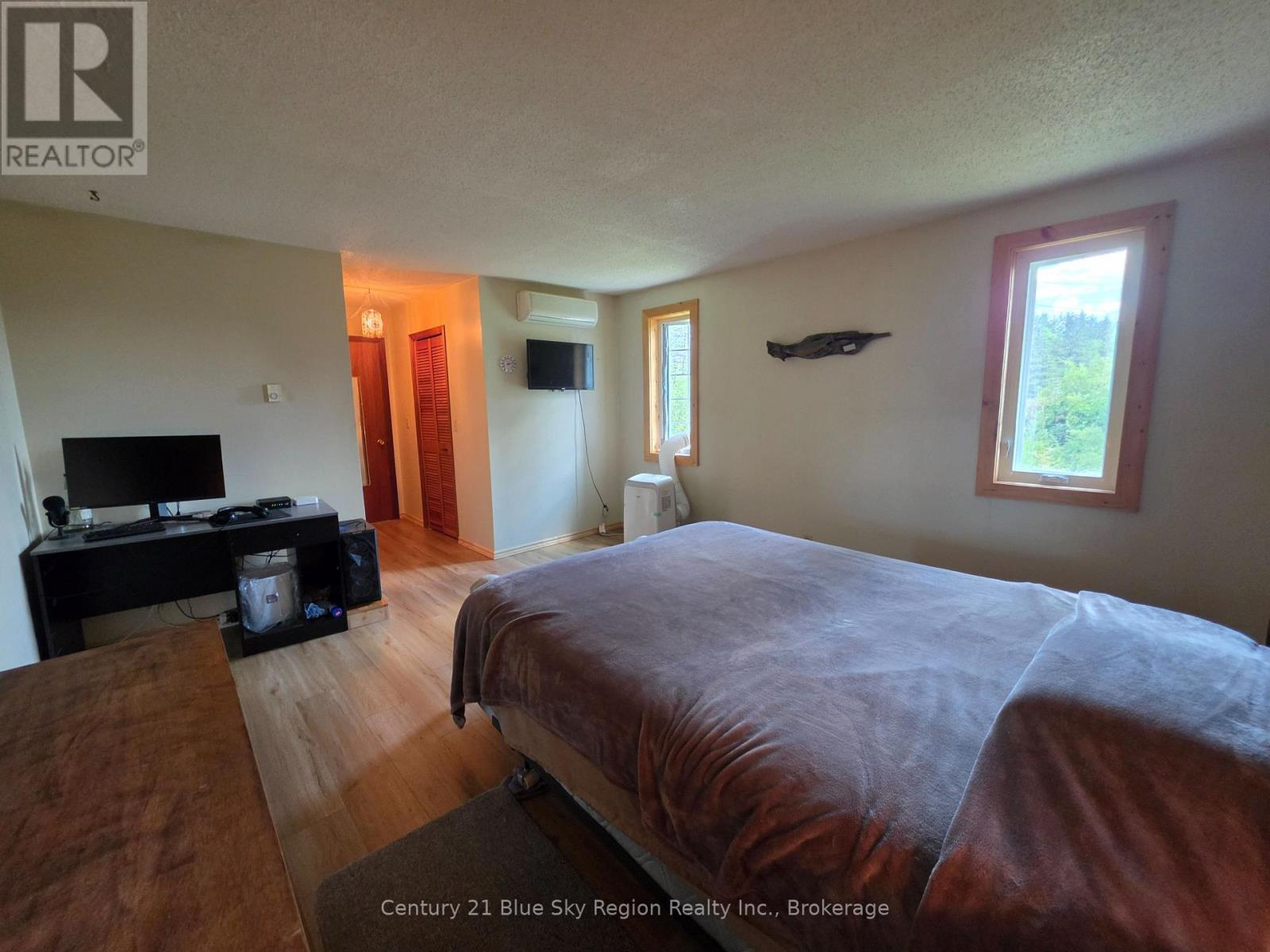 22 DUBEAU STREET - Image 16