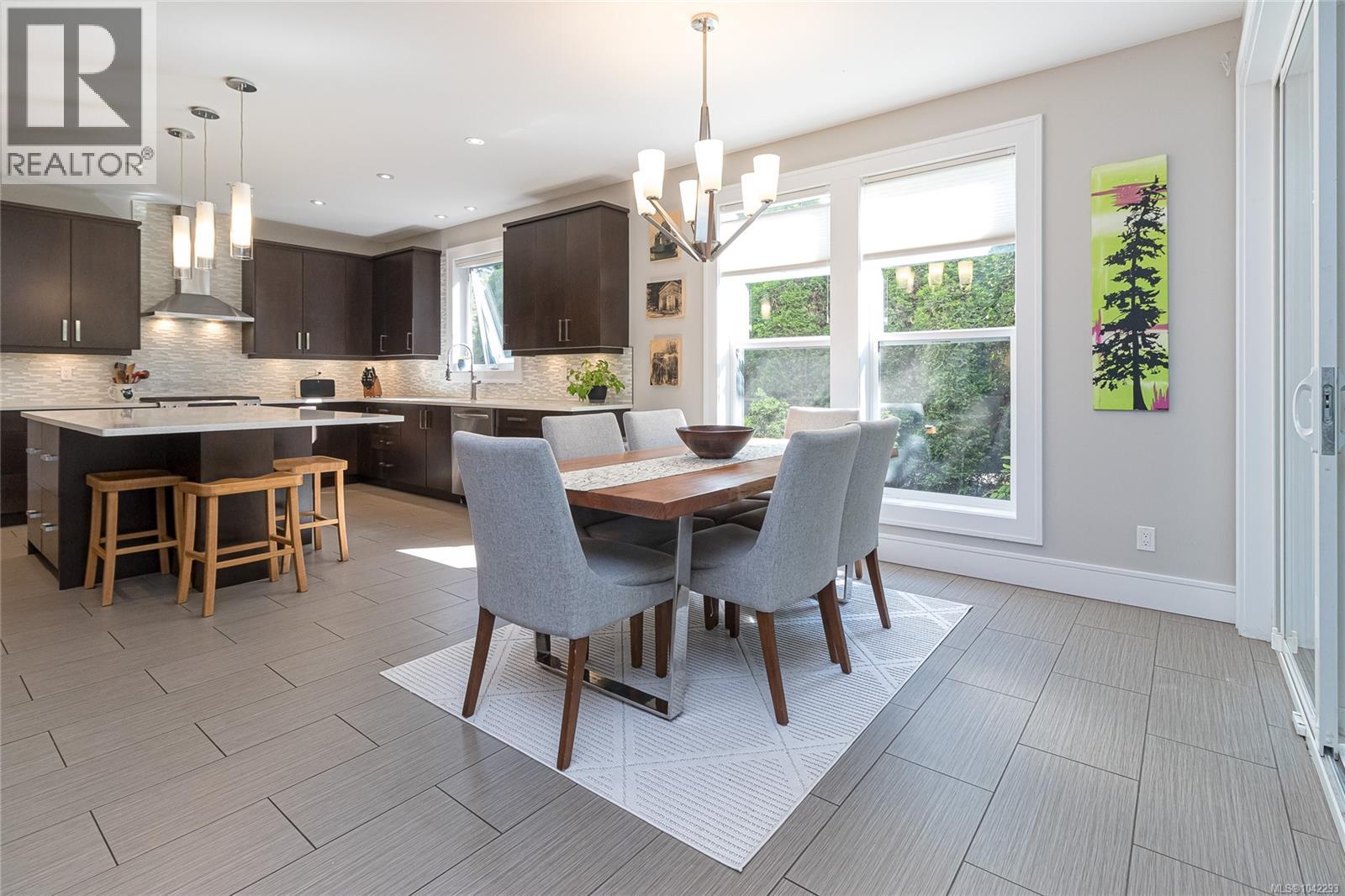 111 Parsons Rd - 11
