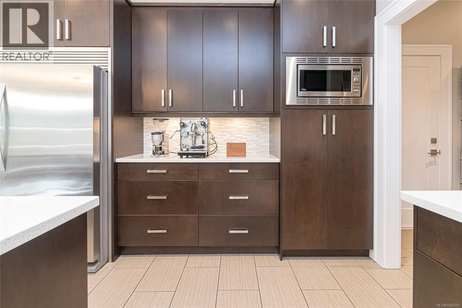 111 Parsons Rd - 17