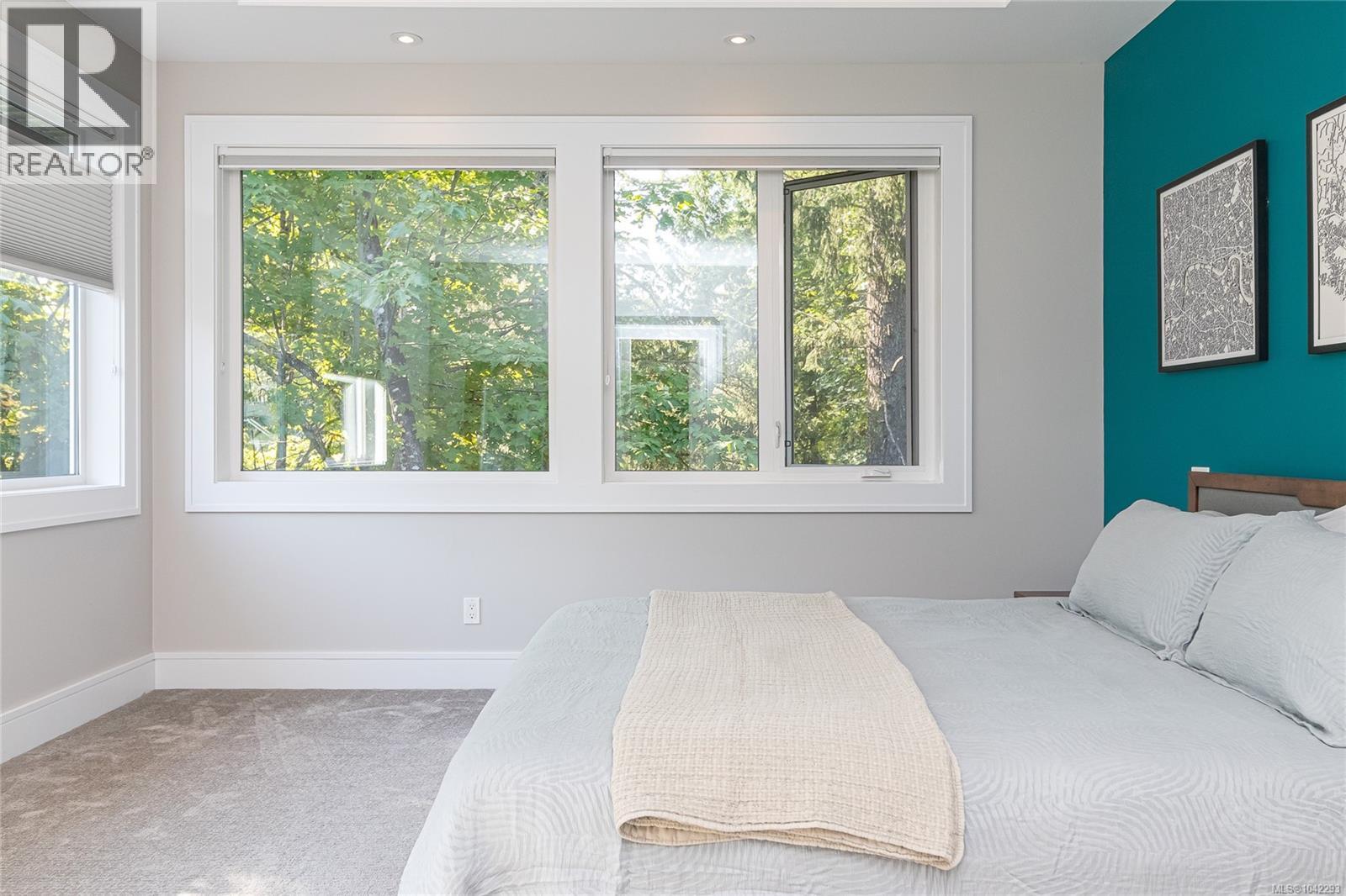 111 Parsons Rd - 26