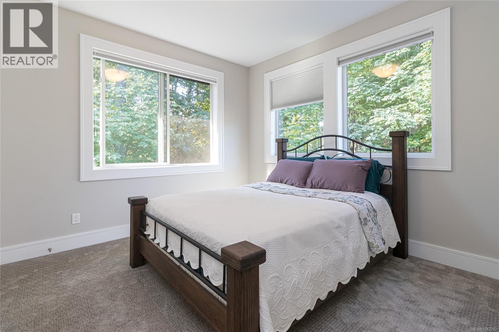 111 Parsons Rd - 27