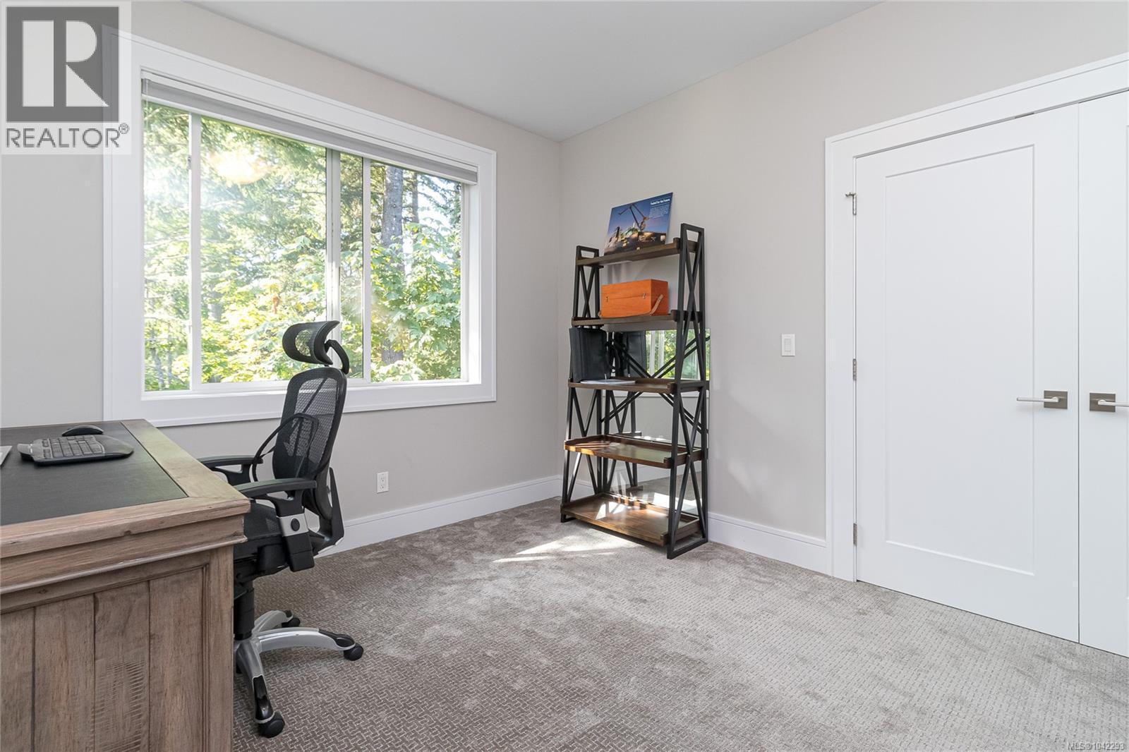 111 Parsons Rd - 30