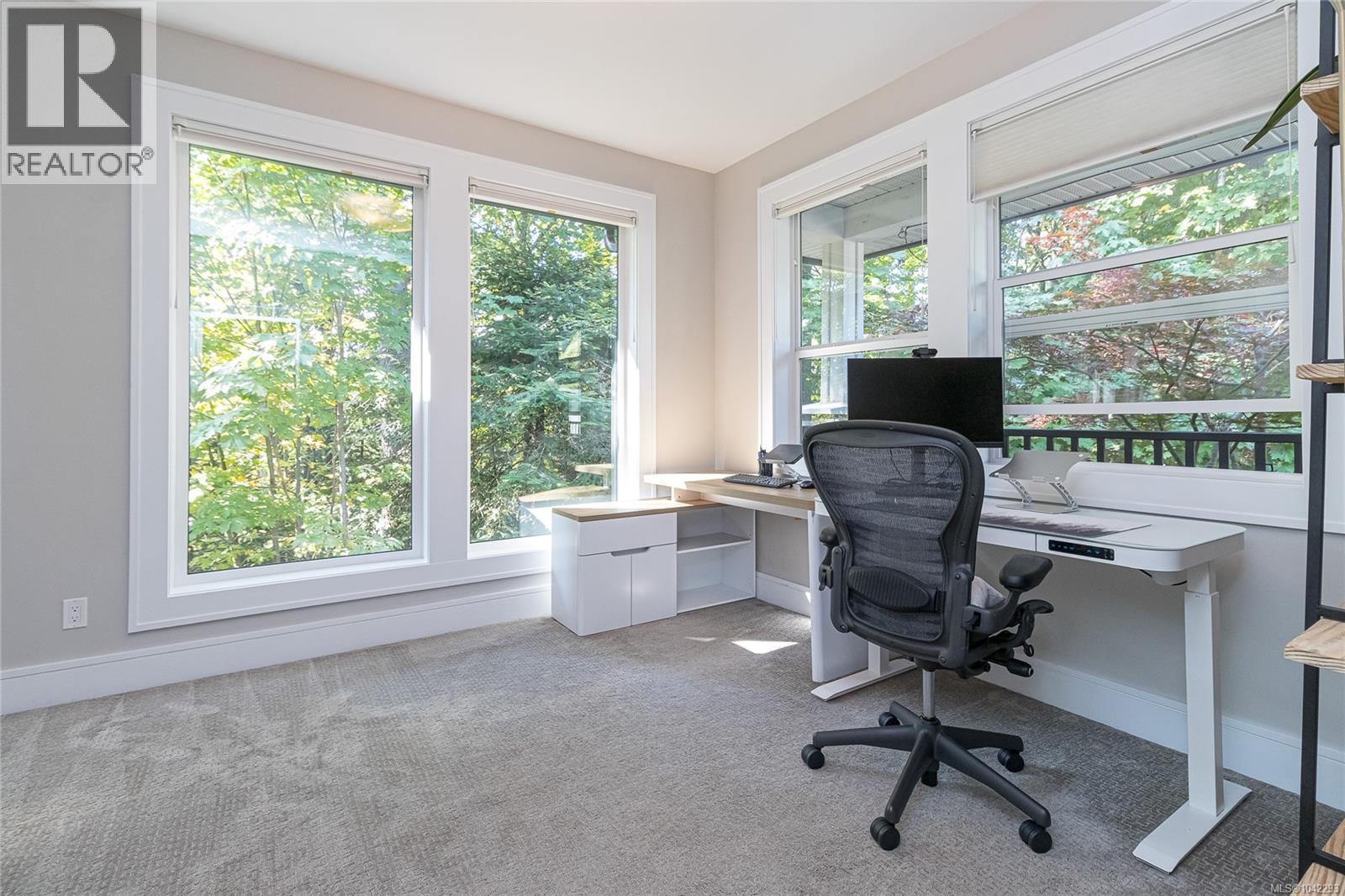 111 Parsons Rd - 32