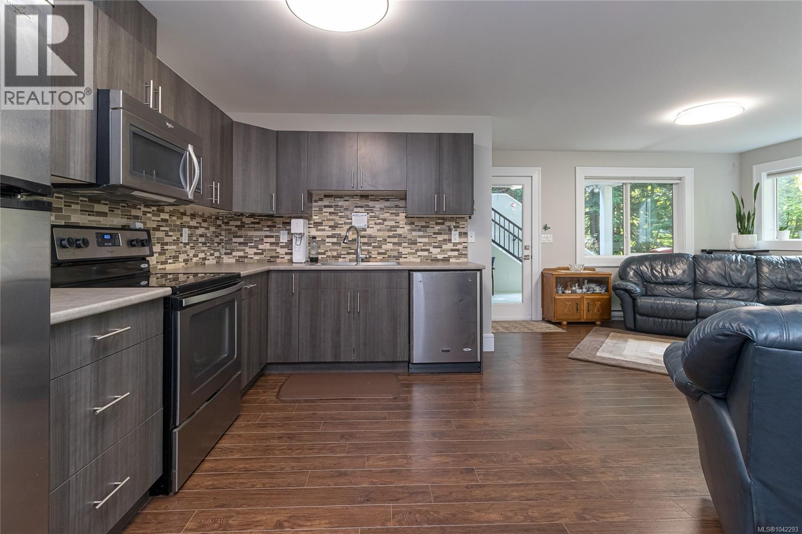 111 Parsons Rd - 43