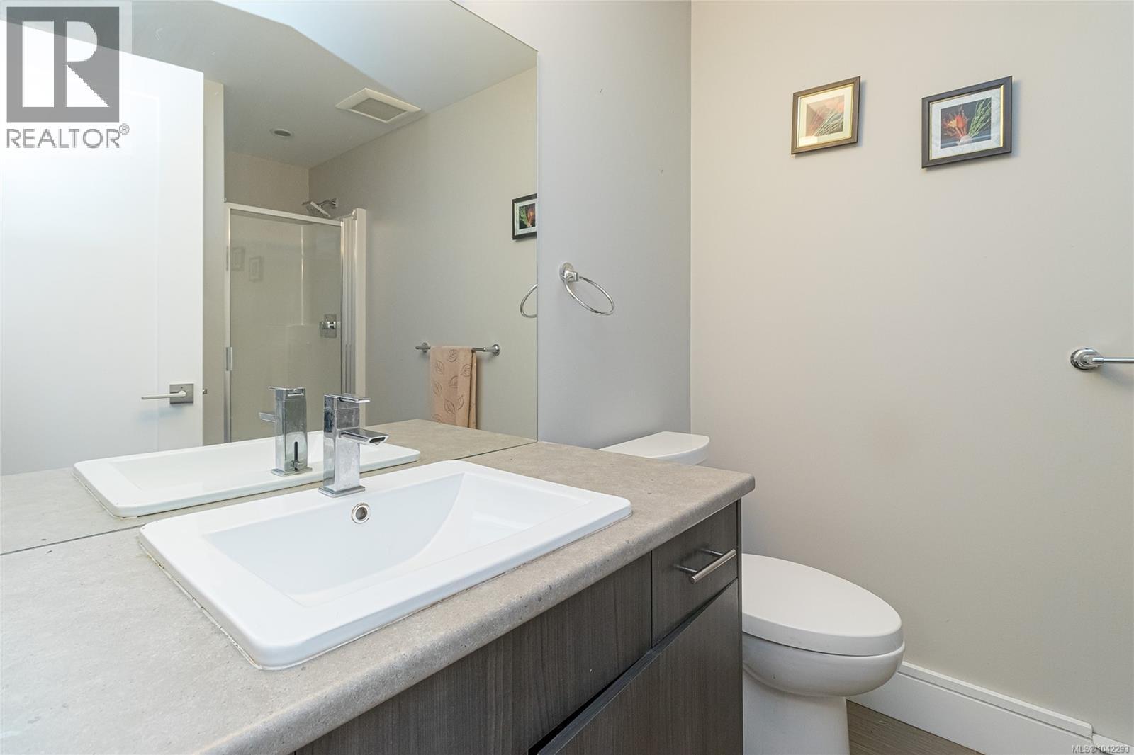 111 Parsons Rd - 47