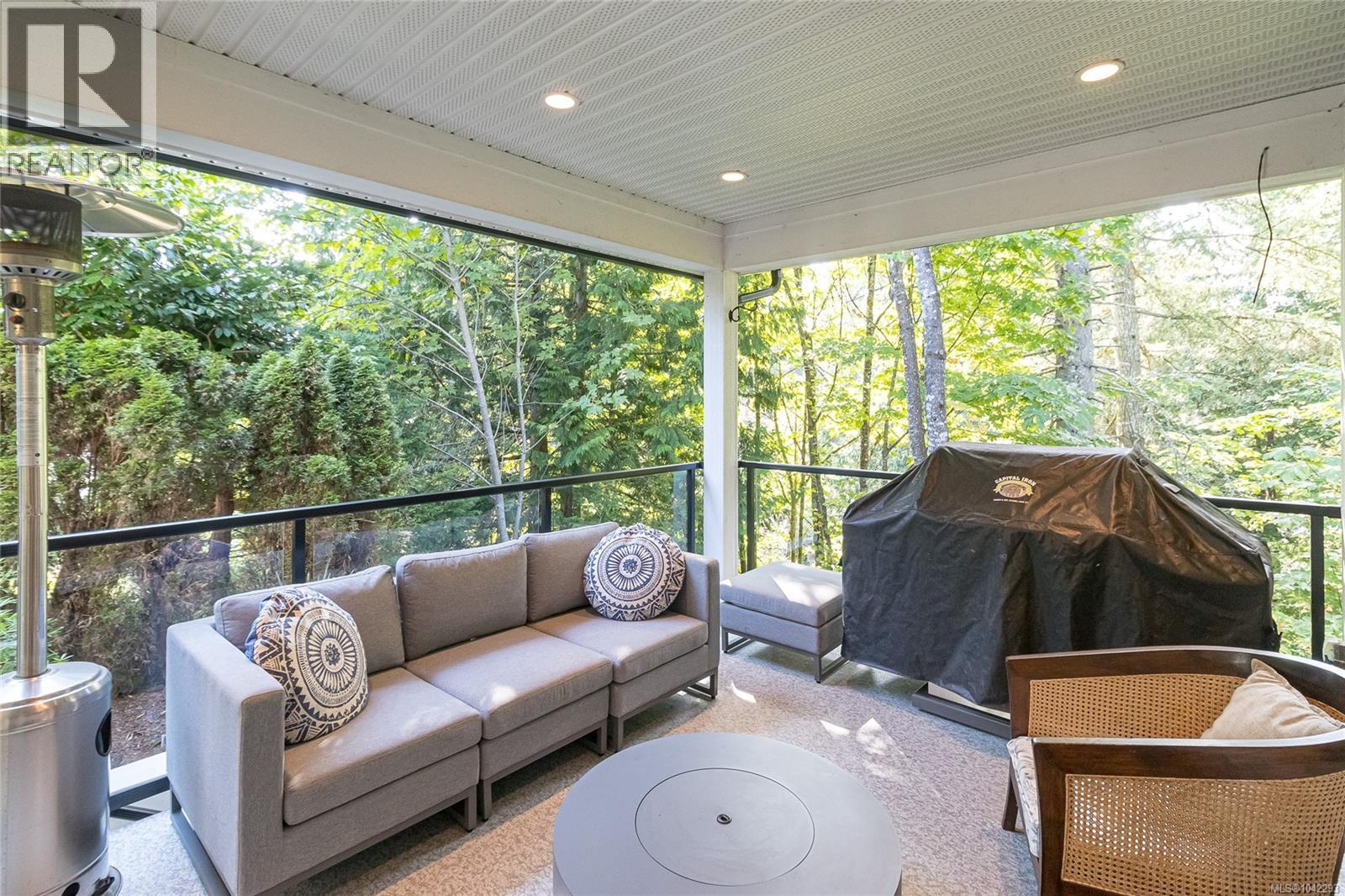 111 Parsons Rd - 49