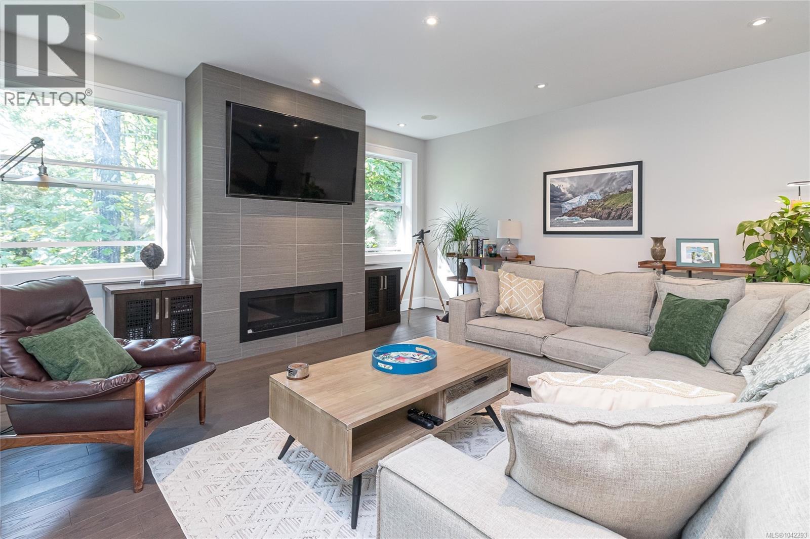111 Parsons Rd - 9