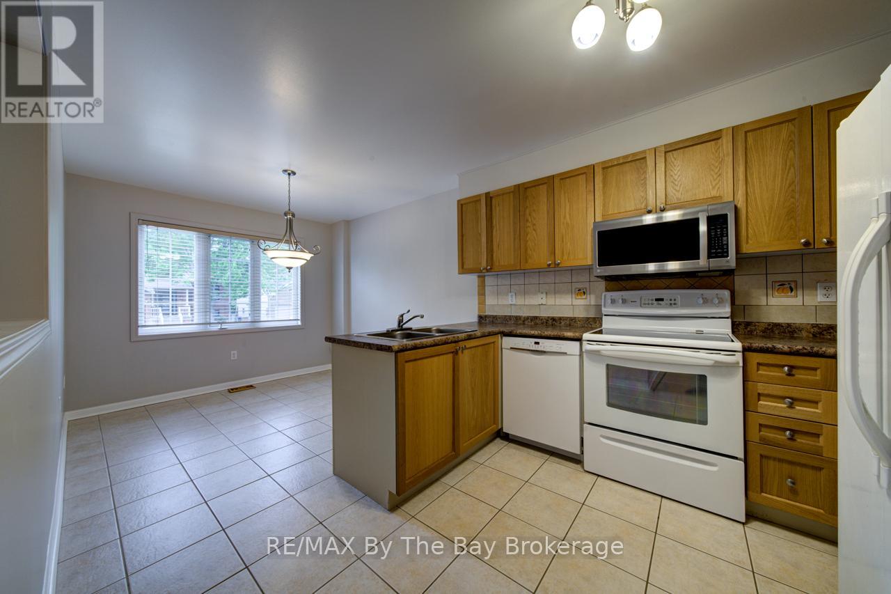 39 ROSE VALLEY WAY - 5