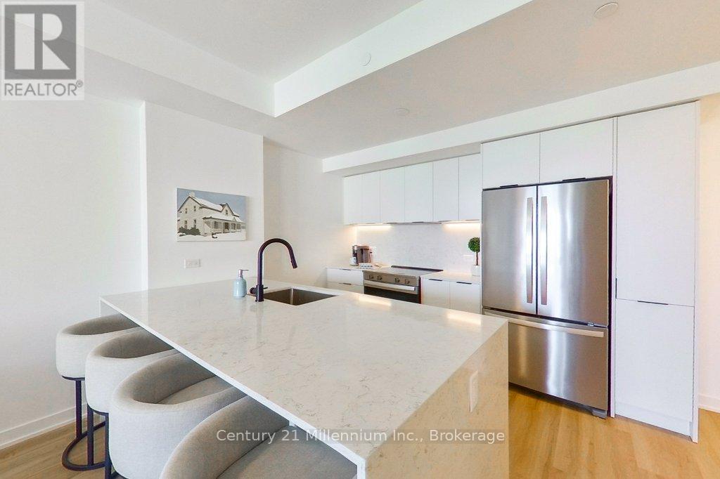 #501 31 HURON STREET - 4