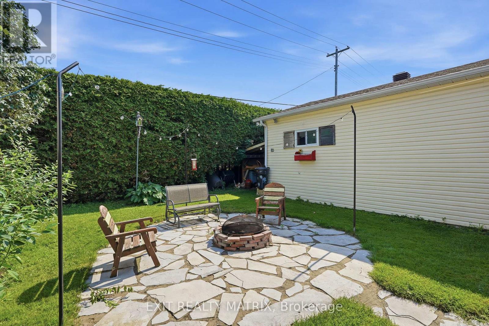 509 GHISLAIN STREET - 33