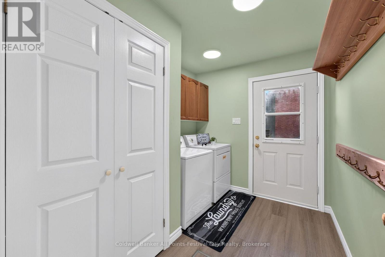 33 BRUCE STREET E - Image 28