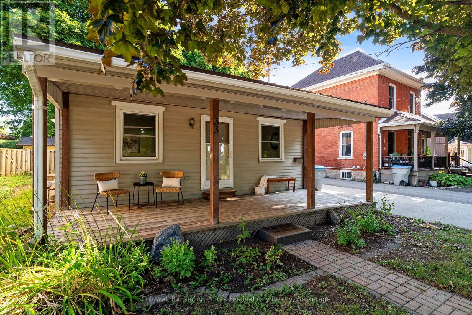 33 BRUCE STREET E - Image 3