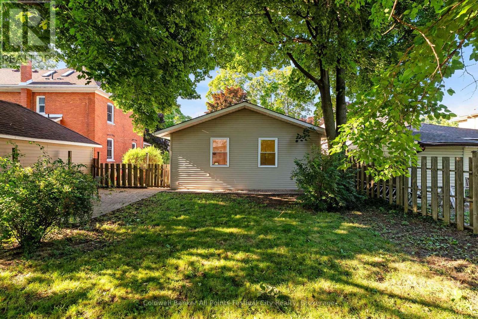33 BRUCE STREET E - Image 33