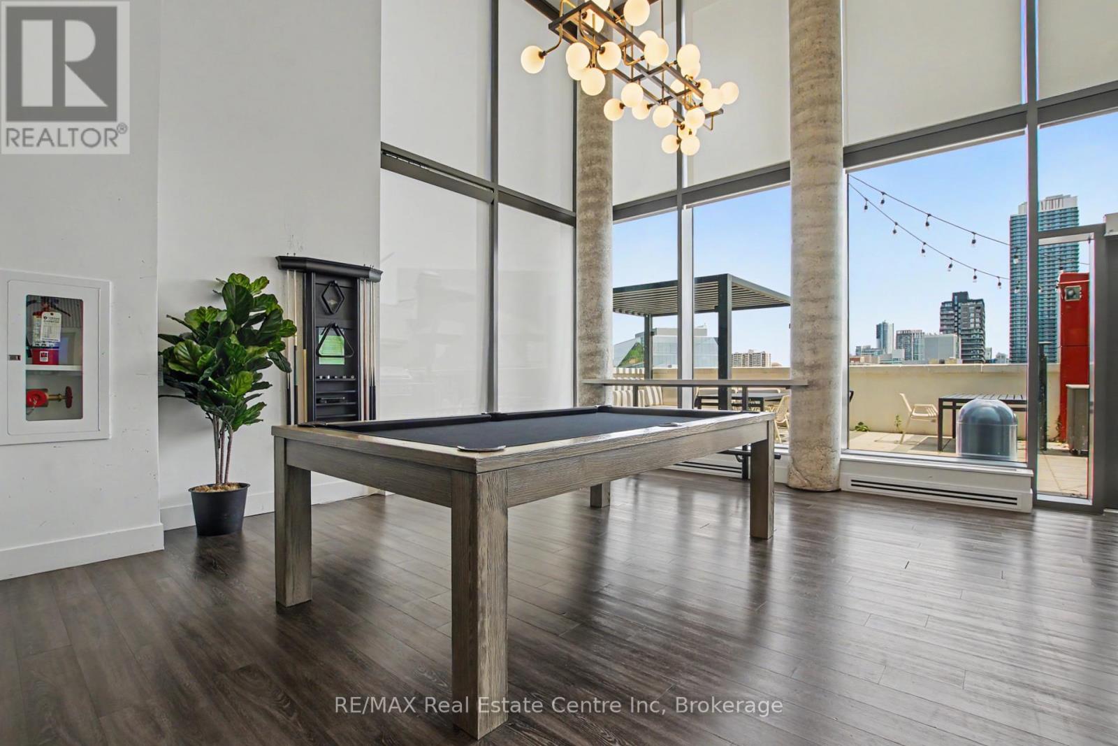 #2214 15 WELLINGTON STREET - 29