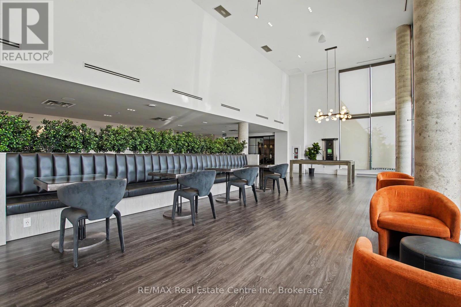 #2214 15 WELLINGTON STREET - Image 30