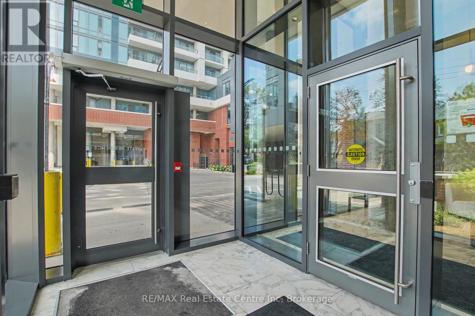 #2214 15 WELLINGTON STREET - Image 6