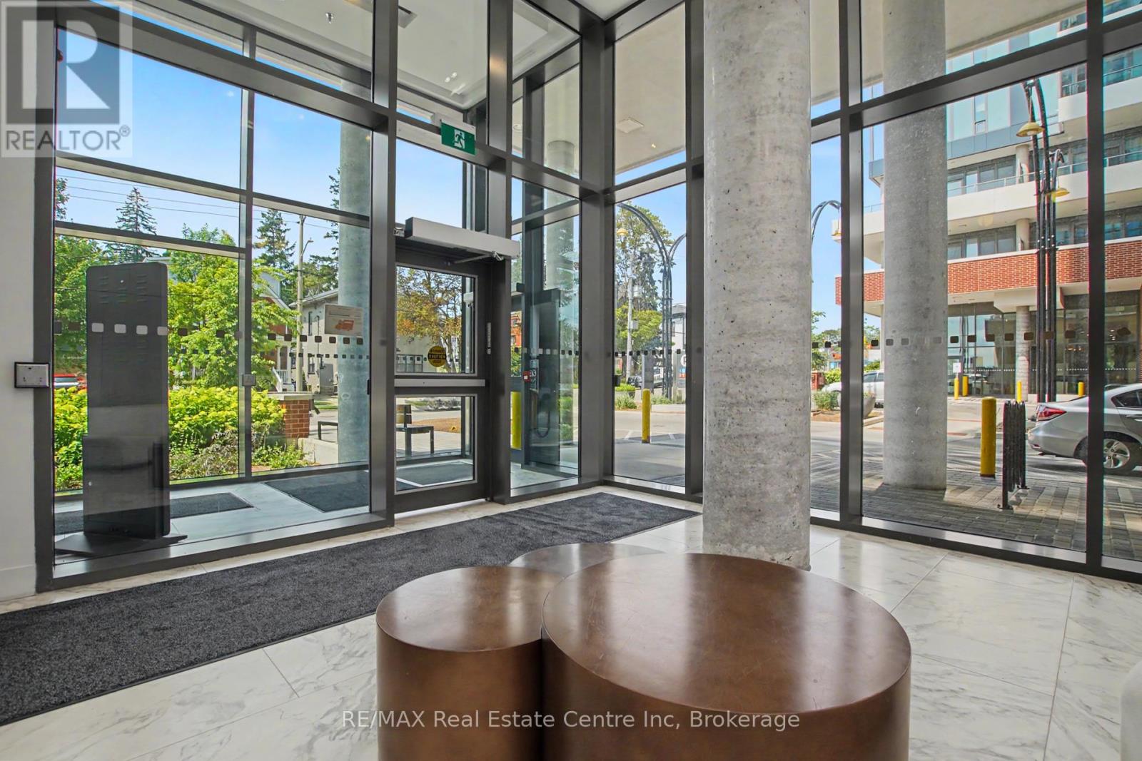#2214 15 WELLINGTON STREET - Image 7