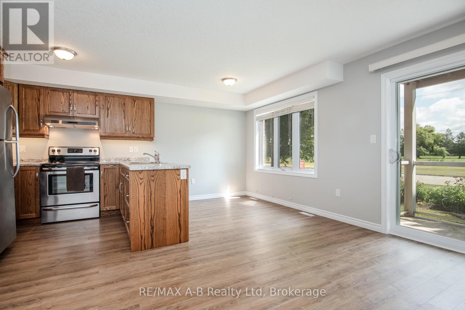 #1 148 BORDEN STREET - 19