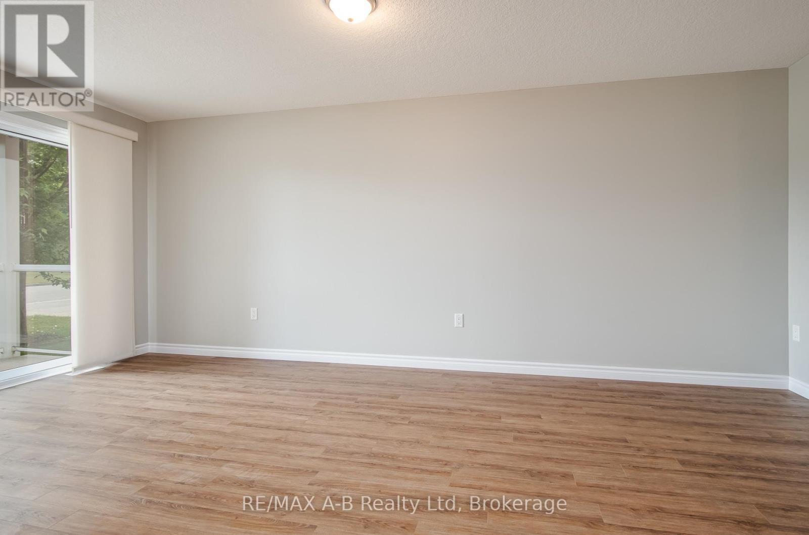 #1 148 BORDEN STREET - 24
