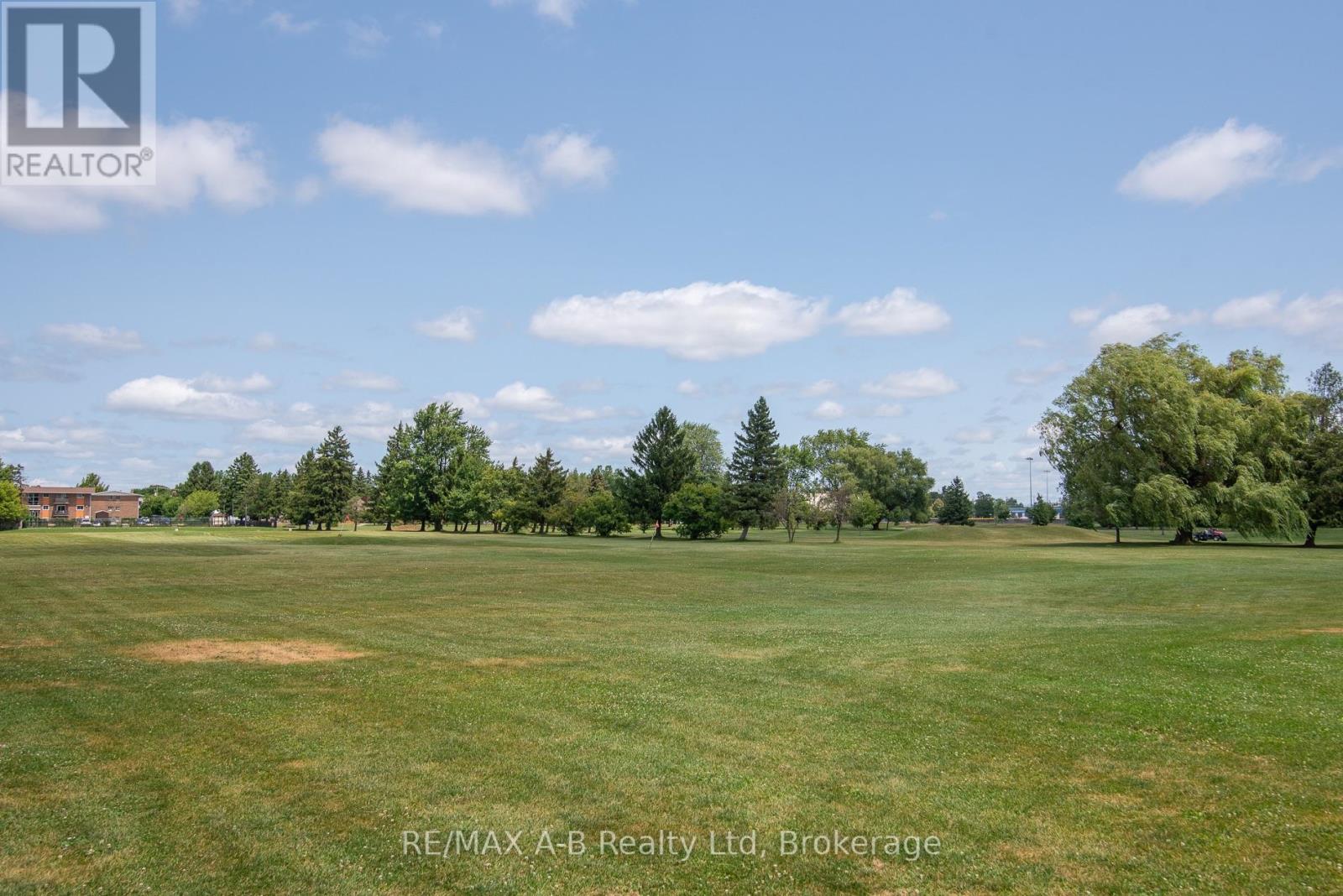 #1 148 BORDEN STREET - 8