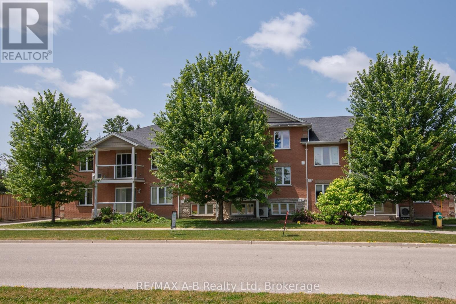 #1 148 BORDEN STREET - 9