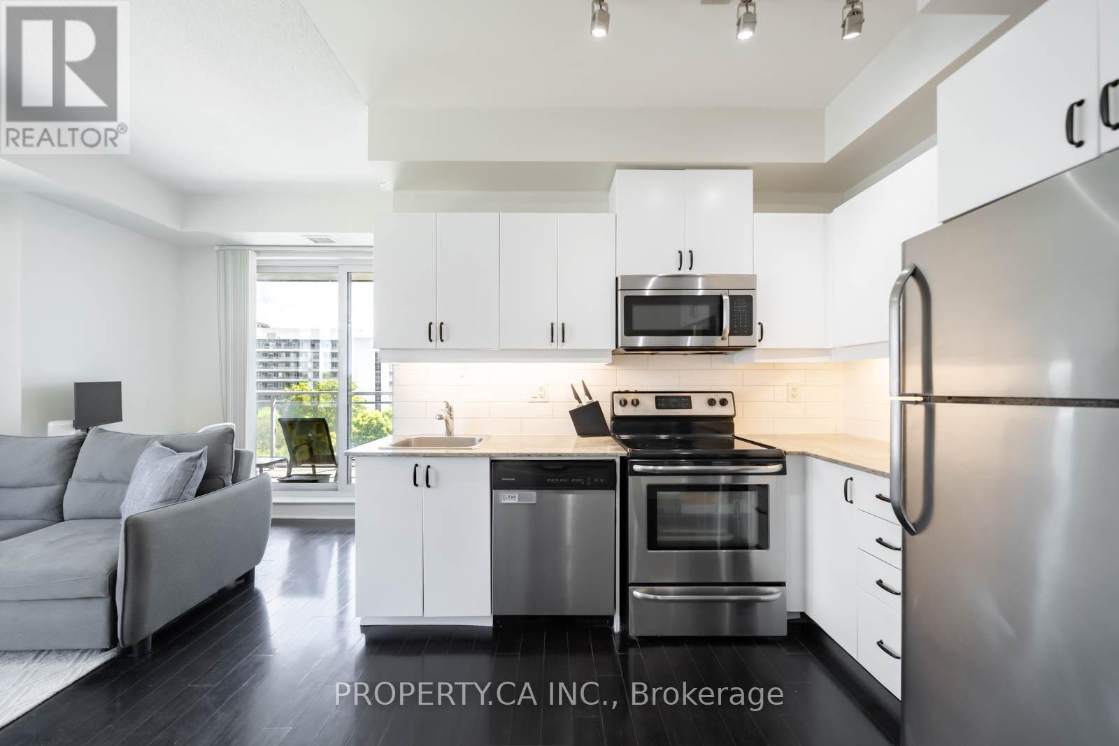 #516 17 KENASTON GARDENS - 13