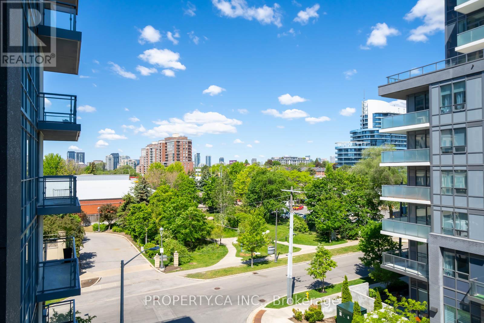 #516 17 KENASTON GARDENS - 32