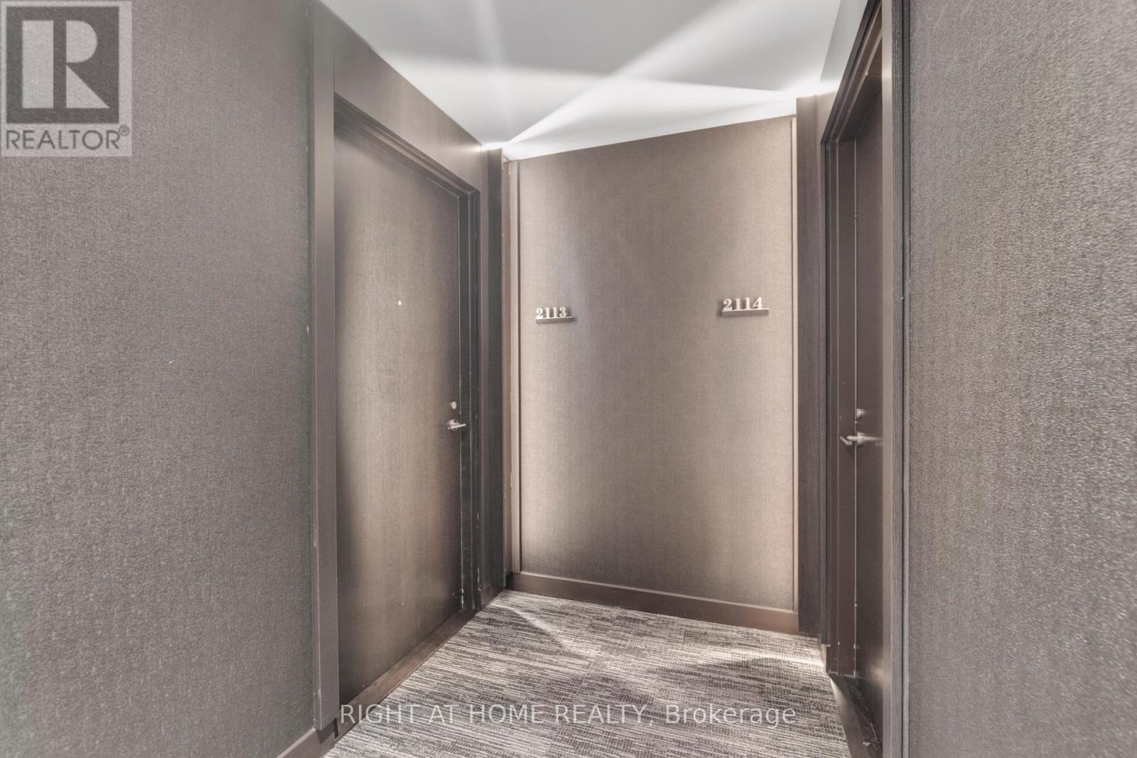 #2113 11 YORKVILLE AVENUE - 7