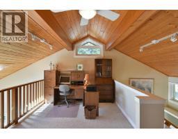 4862 Hotel Lake Road, Garden Bay, BC V0N1S1 Photo 15