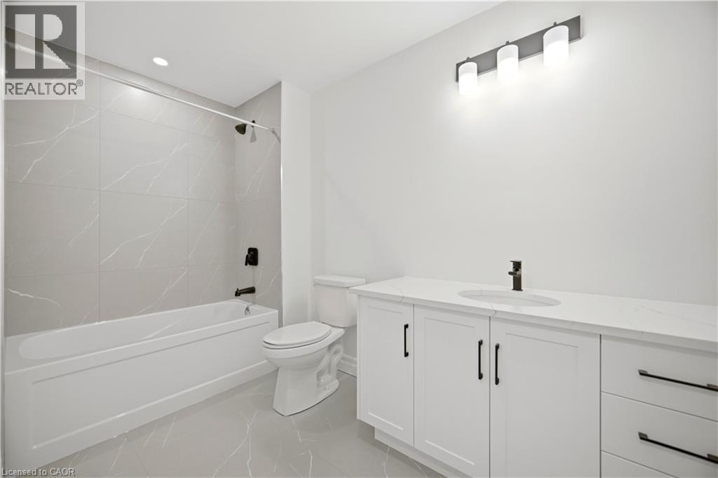 #6 2797 RED MAPLE Avenue - 46