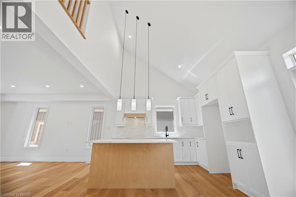#6 2797 RED MAPLE Avenue - 25