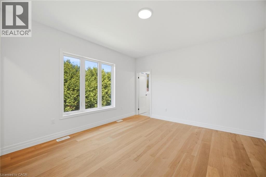#6 2797 RED MAPLE Avenue - Image 32