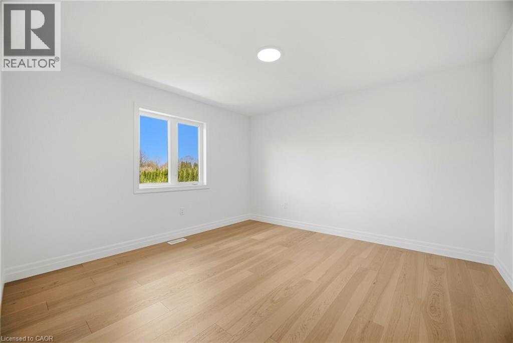 #6 2797 RED MAPLE Avenue - 41