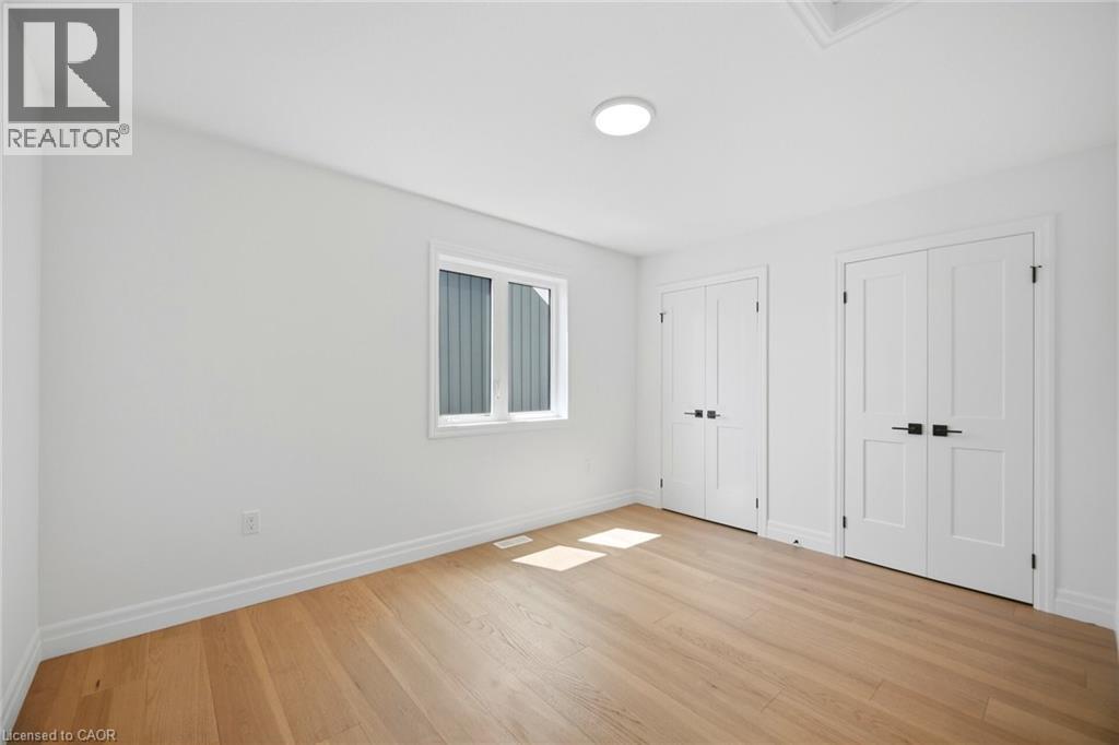 #6 2797 RED MAPLE Avenue - 44