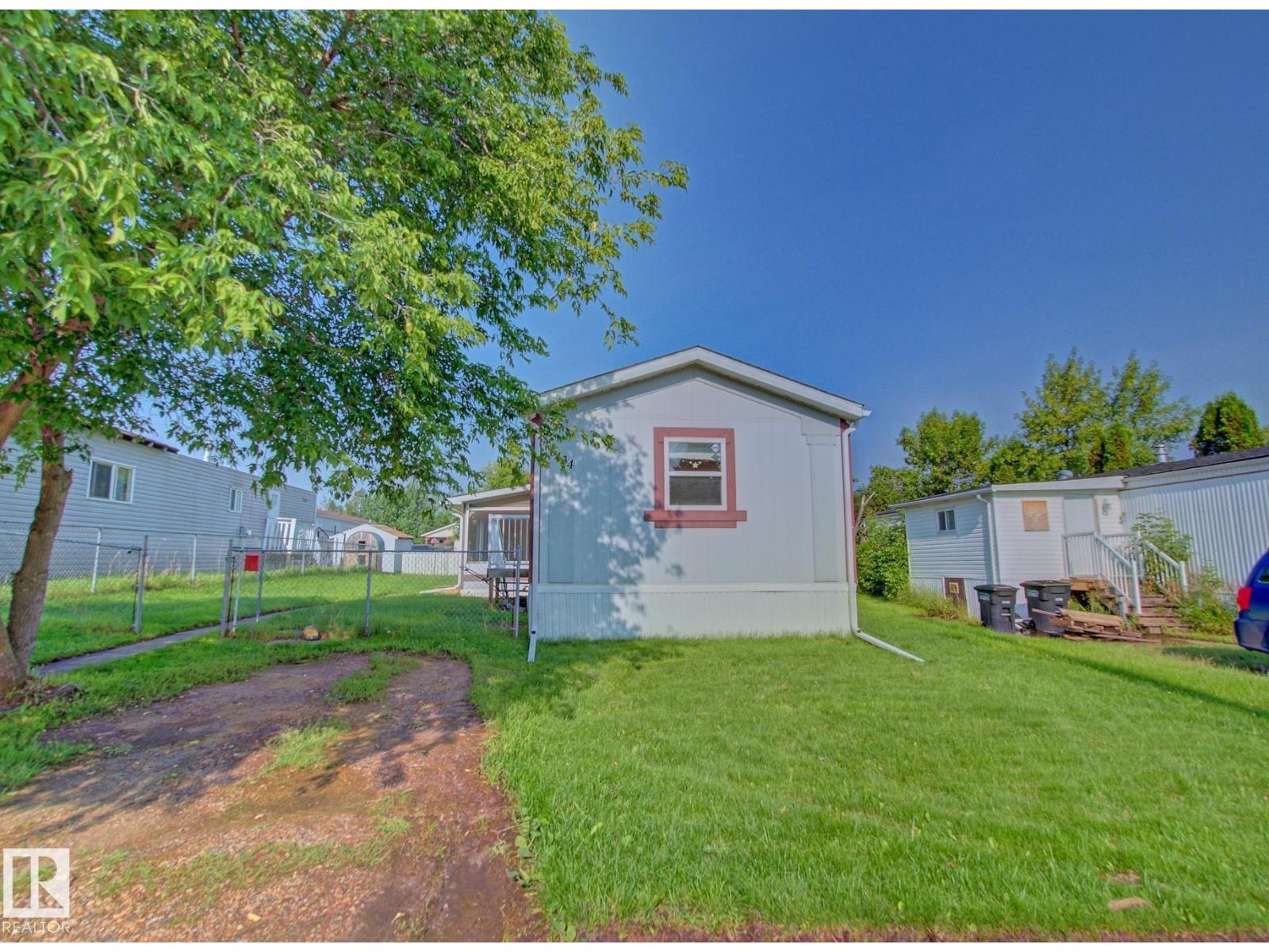 5434 Eastview CR - 1
