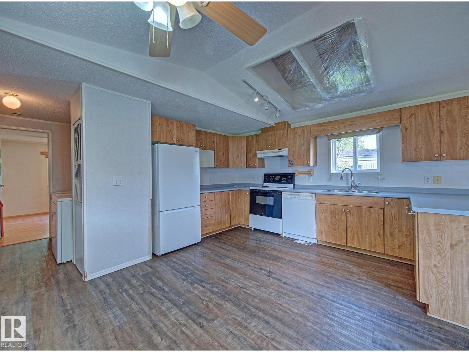 5434 Eastview CR - 14