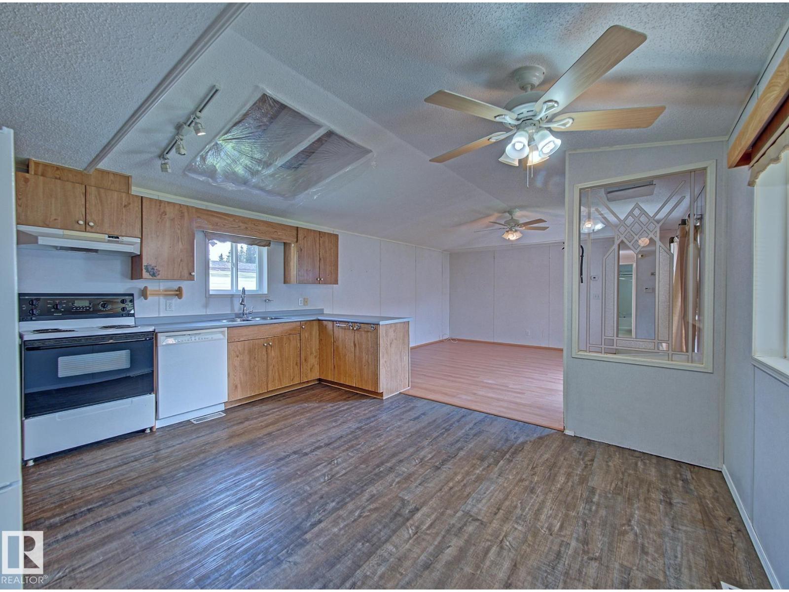5434 Eastview CR - 25