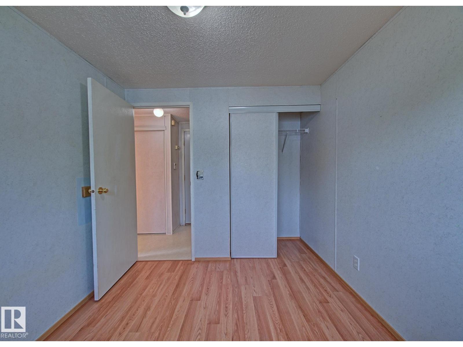 5434 Eastview CR - 29