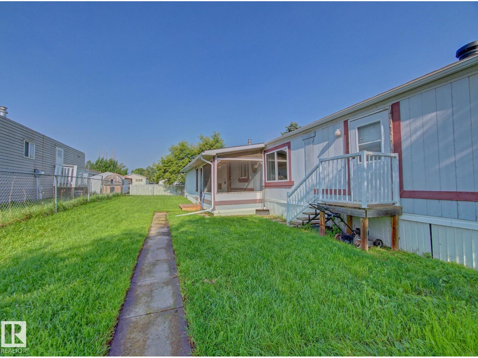 5434 Eastview CR - 3