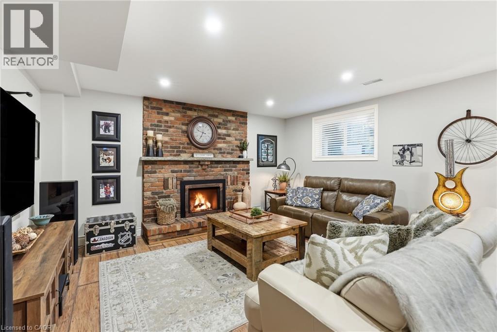 224 ATHENIA Drive - 27