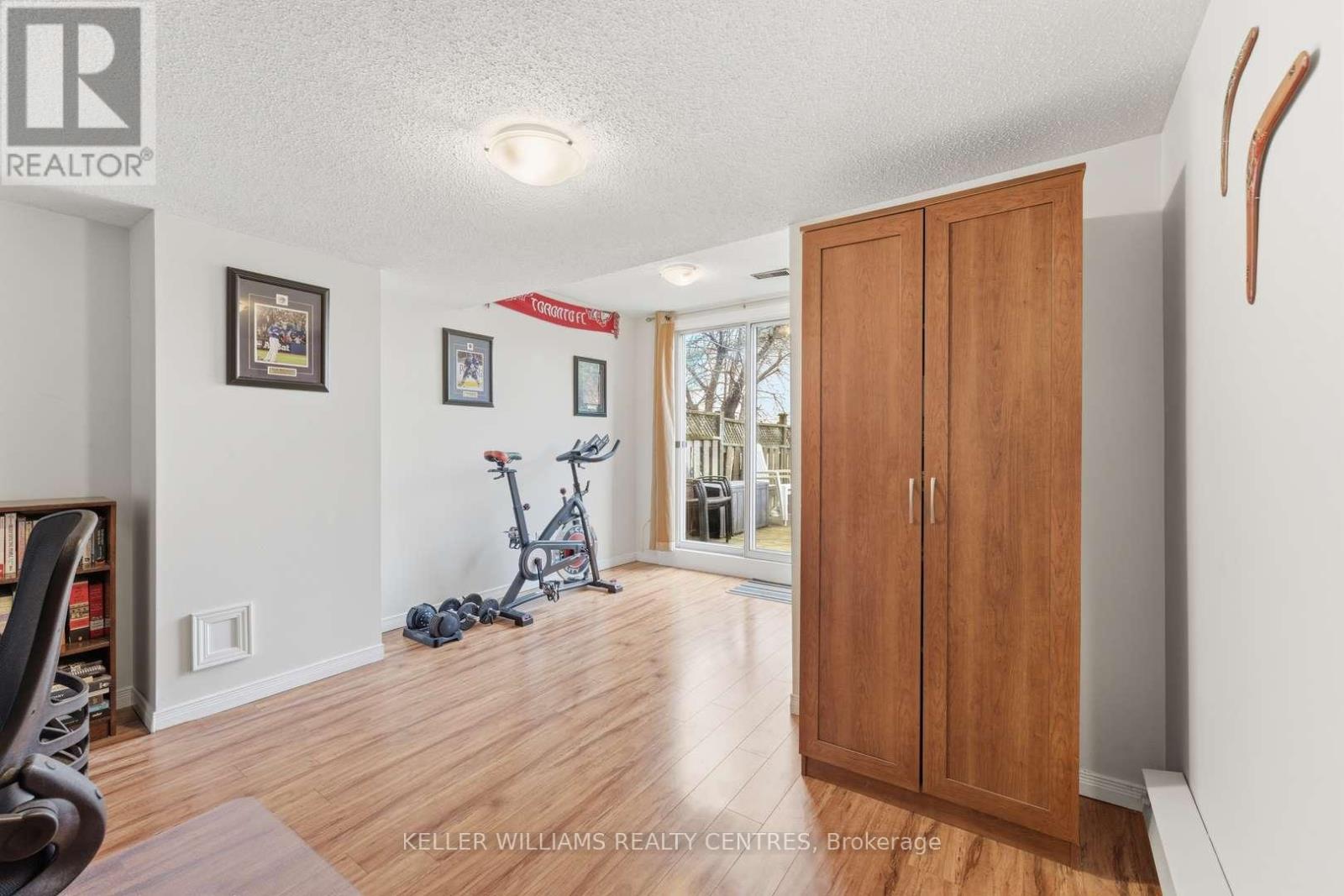 22 ROSS LINTON DRIVE - 21