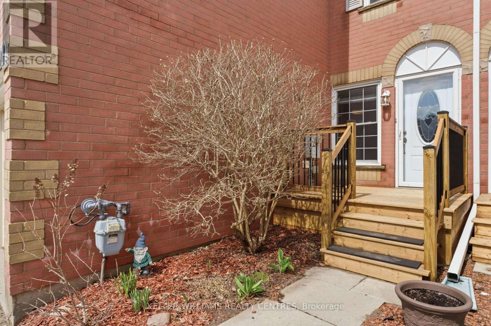 22 ROSS LINTON DRIVE - 28
