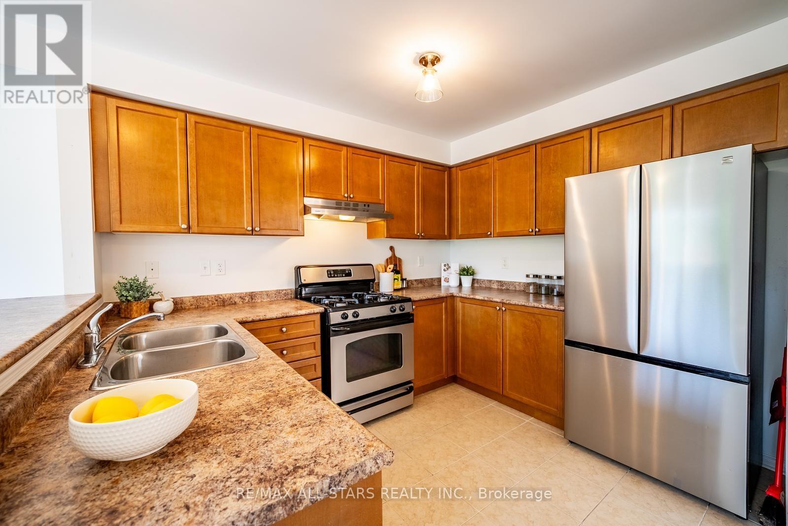 281 REEVES WAY BOULEVARD - 12