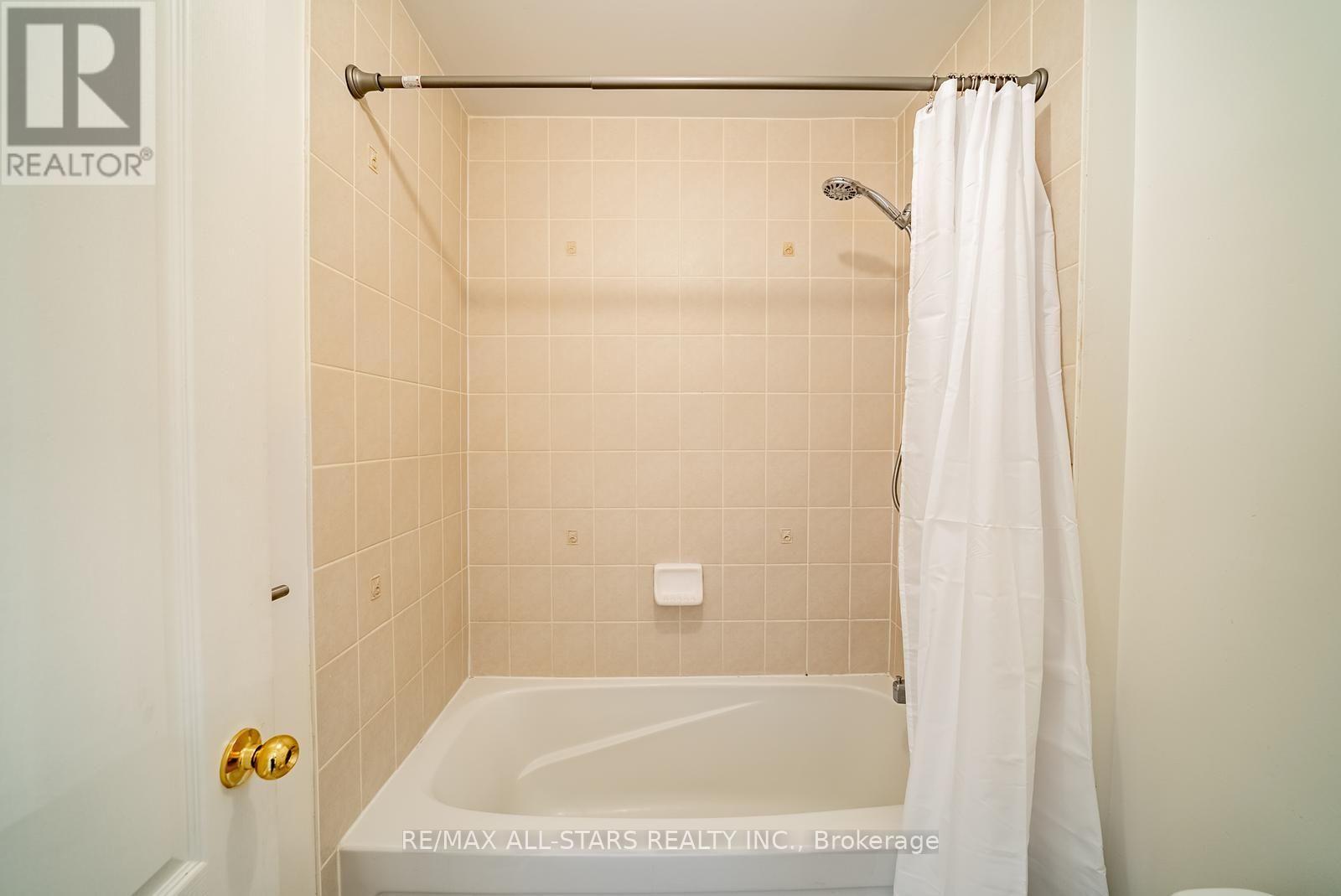 281 REEVES WAY BOULEVARD - 23