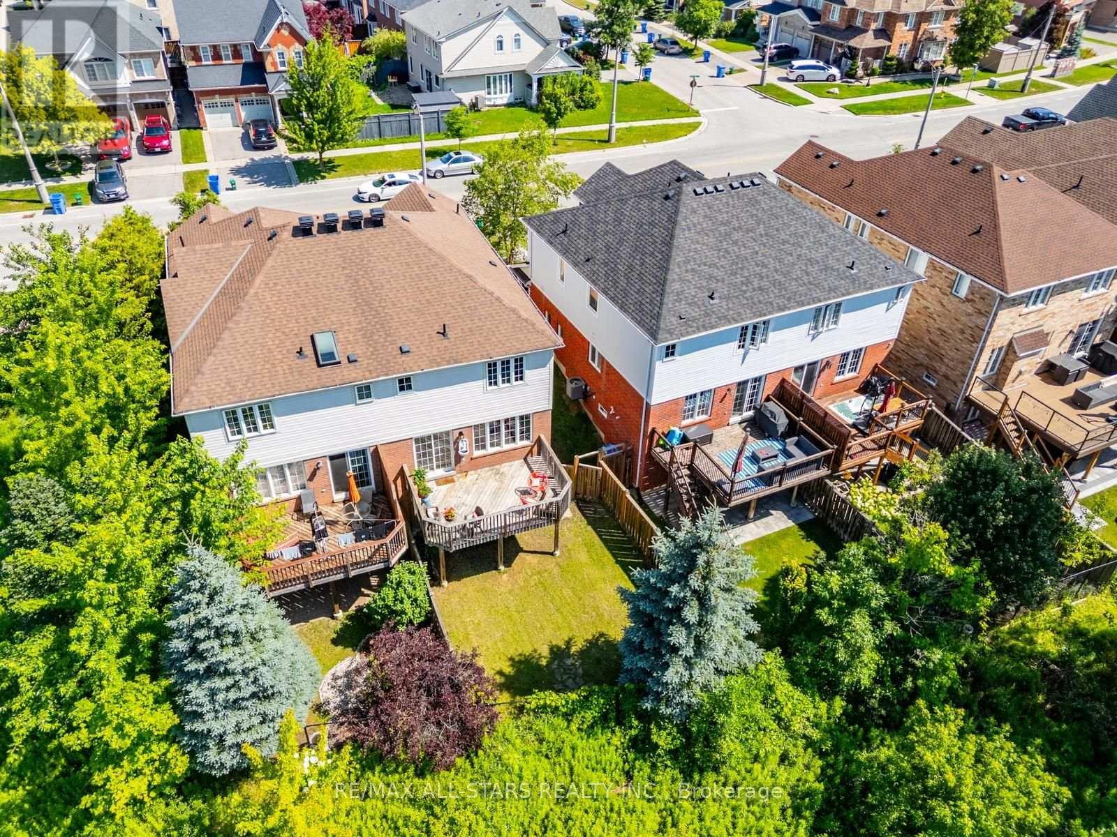 281 REEVES WAY BOULEVARD - 34