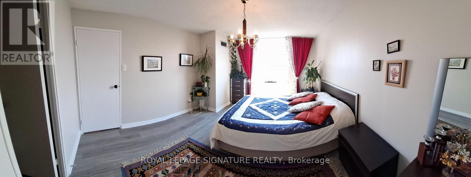 #1210 60 INVERLOCHY BOULEVARD - 13