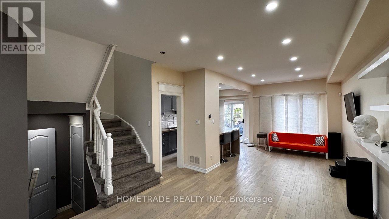 231 DENISE CIRCLE - 26