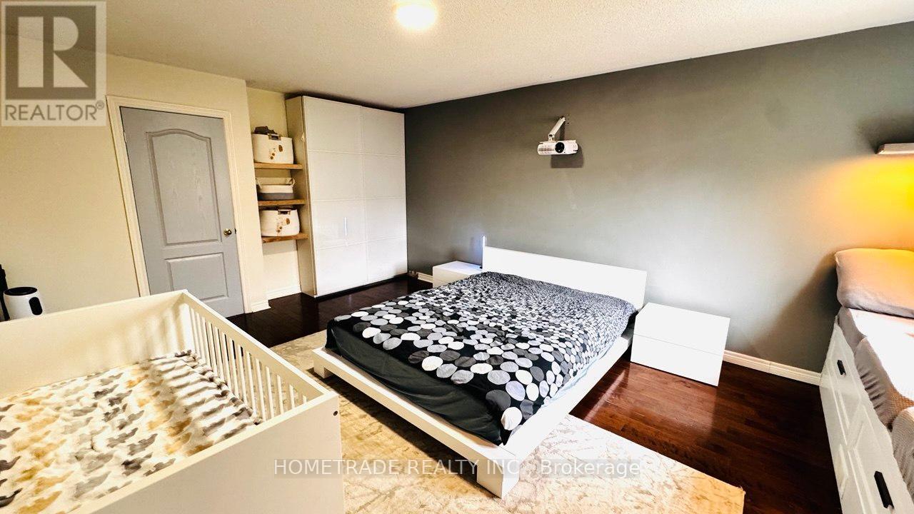 231 DENISE CIRCLE - 29