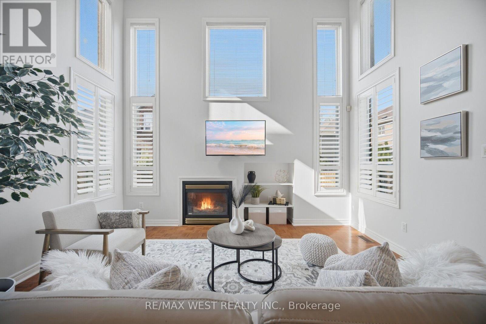 12 MIRA VISTA PLACE - 13